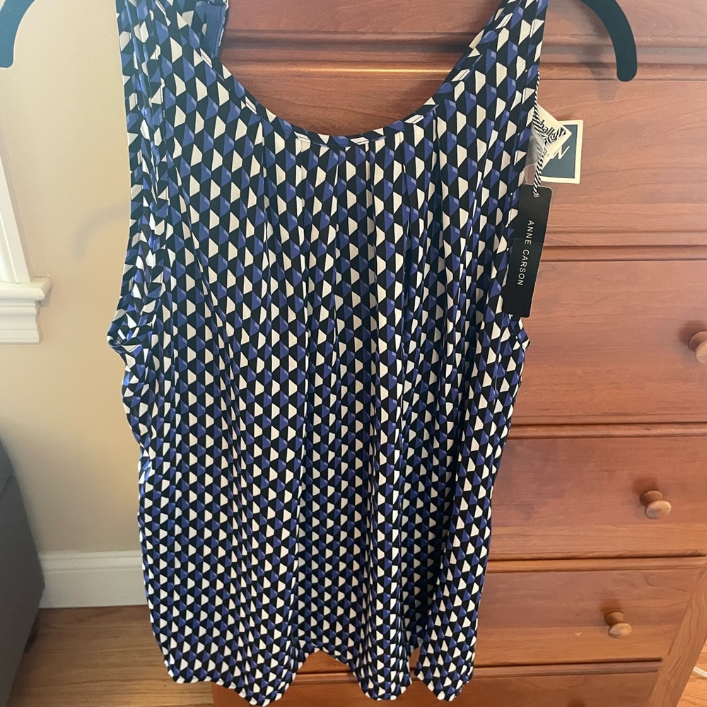 Sleeveless blouse